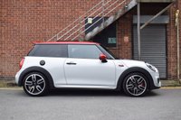 USED 2017 17 MINI HATCH JOHN COOPER WORKS 2.0 JOHN COOPER WORKS 3d 228 BHP JCW PRO EXHAUST / PAN ROOF