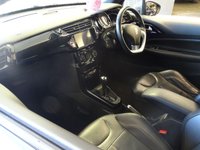 USED 2015 65 DS DS 3 1.2 PURETECH DARK LIGHT S/S EAT6 3d 109 BHP AUTOMATIC.......SATNAV