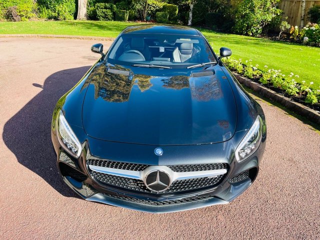 View our MERCEDES-BENZ GT
