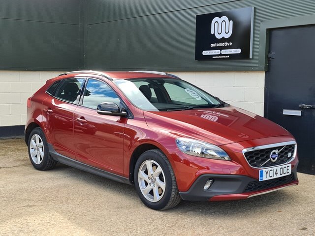 2014 14 Volvo V40 1.6 D2 CROSS COUNTRY SE 5d 113 BHP