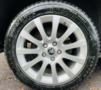 USED 2014 64 SKODA YETI OUTDOOR 2.0 SE TDI CR DSG 5d 138 BHP LOW MILEAGE AUTOMATIC 4 WHEEL DRIVE INCLUDES A SET OF SUMMER AND WINTER TYRES