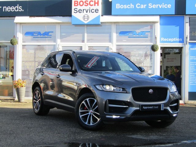 2017 67 Jaguar F-Pace 2.0 R-SPORT AWD 5d 178 BHP