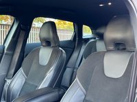 USED 2015 15 VOLVO V40 1.6 D2 R-DESIGN 5d 113 BHP 