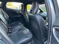 USED 2015 15 VOLVO V40 1.6 D2 R-DESIGN 5d 113 BHP 