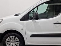 USED 2017 17 CITROEN BERLINGO 0.0 550 LX L2 66 BHP 17391 Miles, 1 Owner, side slide doors both sides, 3 front seats, 3 rear seats