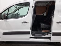 USED 2017 17 CITROEN BERLINGO 0.0 550 LX L2 66 BHP 17391 Miles, 1 Owner, side slide doors both sides, 3 front seats, 3 rear seats