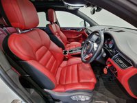 USED 2014 64 PORSCHE MACAN 3.0 TD V6 S (258 PS) PDK 4WD EURO 6 (S/S) + NAV + PAN ROOF + E/M/HEATED RED LEATHERS + BOSE + AIR SUSPENSION + CRUISE + PARK AID + PRIVACY + 20S + E/BOOT PANROOF+XENON+18 WAY ADAPTIVE RED LEATHERS+NAV+CRUISE