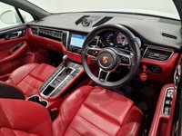 USED 2014 64 PORSCHE MACAN 3.0 TD V6 S (258 PS) PDK 4WD EURO 6 (S/S) + NAV + PAN ROOF + E/M/HEATED RED LEATHERS + BOSE + AIR SUSPENSION + CRUISE + PARK AID + PRIVACY + 20S + E/BOOT PANROOF+XENON+18 WAY ADAPTIVE RED LEATHERS+NAV+CRUISE