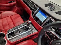 USED 2014 64 PORSCHE MACAN 3.0 TD V6 S (258 PS) PDK 4WD EURO 6 (S/S) + NAV + PAN ROOF + E/M/HEATED RED LEATHERS + BOSE + AIR SUSPENSION + CRUISE + PARK AID + PRIVACY + 20S + E/BOOT PANROOF+XENON+18 WAY ADAPTIVE RED LEATHERS+NAV+CRUISE
