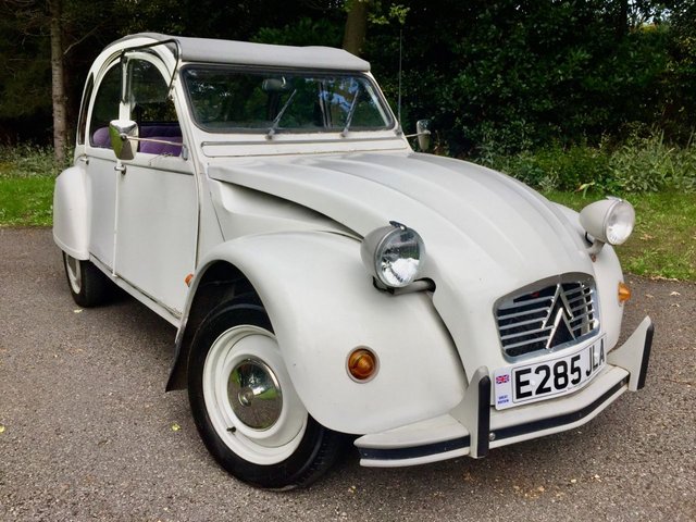 1988 E Citroen 2 CV 0.6 6 DOLLY 4d 29 BHP//SOLD AS SPARES AND REPAIRS ONLY//NO MOT