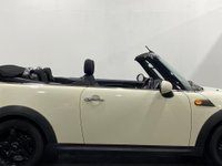 USED 2010 10 MINI CONVERTIBLE 1.6 COOPER 2d 122 BHP 