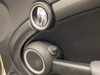 USED 2010 10 MINI CONVERTIBLE 1.6 COOPER 2d 122 BHP 