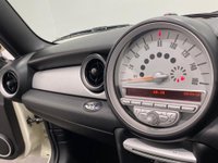 USED 2010 10 MINI CONVERTIBLE 1.6 COOPER 2d 122 BHP 