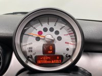 USED 2010 10 MINI CONVERTIBLE 1.6 COOPER 2d 122 BHP 
