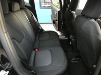 USED 2019 19 JEEP RENEGADE 1.3 LONGITUDE 5d 148 BHP SAT NAV PARKING SENSORS CRUISE 1 OWNER 6 MONTHS GOLD WARRANTY