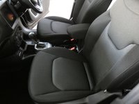 USED 2019 19 JEEP RENEGADE 1.3 LONGITUDE 5d 148 BHP SAT NAV PARKING SENSORS CRUISE 1 OWNER 6 MONTHS GOLD WARRANTY