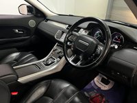 USED 2015 15 LAND ROVER RANGE ROVER EVOQUE 2.2 SD4 PURE TECH 5d 190 BHP * NAV * LEATHER * 18" ALLOYS * PAN ROOF * PRIVACY * CLIMATE *