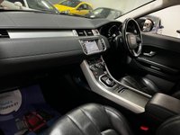 USED 2015 15 LAND ROVER RANGE ROVER EVOQUE 2.2 SD4 PURE TECH 5d 190 BHP * NAV * LEATHER * 18" ALLOYS * PAN ROOF * PRIVACY * CLIMATE *