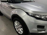 USED 2015 15 LAND ROVER RANGE ROVER EVOQUE 2.2 SD4 PURE TECH 5d 190 BHP * NAV * LEATHER * 18" ALLOYS * PAN ROOF * PRIVACY * CLIMATE *