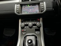 USED 2015 15 LAND ROVER RANGE ROVER EVOQUE 2.2 SD4 PURE TECH 5d 190 BHP * NAV * LEATHER * 18" ALLOYS * PAN ROOF * PRIVACY * CLIMATE *