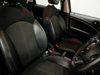 USED 2015 15 MINI COUNTRYMAN 2.0 COOPER SD ALL4 5d 141 BHP * CLIMATE * PARK SENSORS * CHILLI PACK * BI XENONS * HEATED FRONT SEATS * HALF LEATHER *