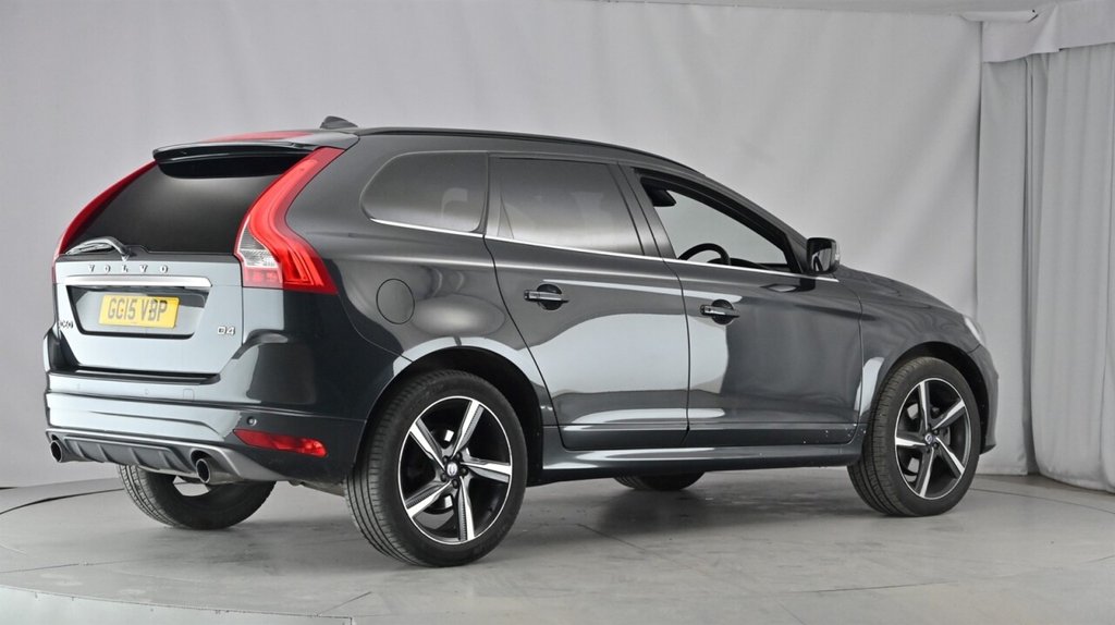 USED 2015 15 VOLVO XC60 2.0 D4 R-DESIGN NAV 5d 188 BHP FRONT & REAR PARKING SENSORS