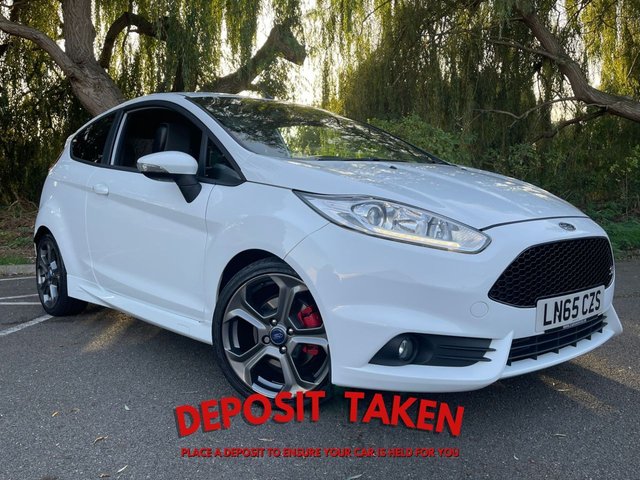 2015 65 FORD FIESTA 1.6 ST-3 3d 215 BHP 4 SERVICE INVOICES, LAST SERVICE 19/10/2022 INCLUDING FRONT AND REAR BRAKE DISCS AND PADS AND BRAKE FLUID CHANGE. - ST3 HIGH SPEC FROM STANDARD