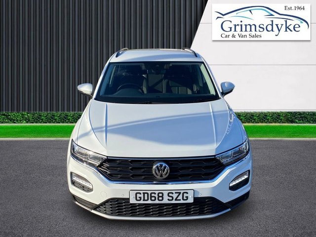 View our VOLKSWAGEN T-ROC