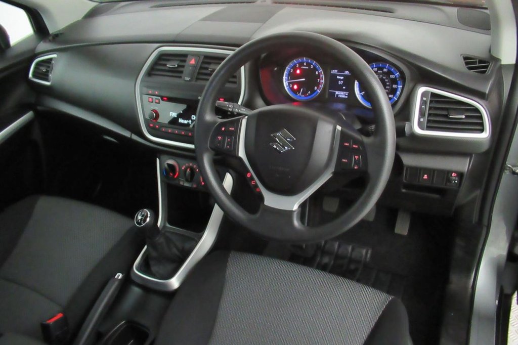USED 2016 16 SUZUKI SX4 S-CROSS 1.6 SZ3 5d  
