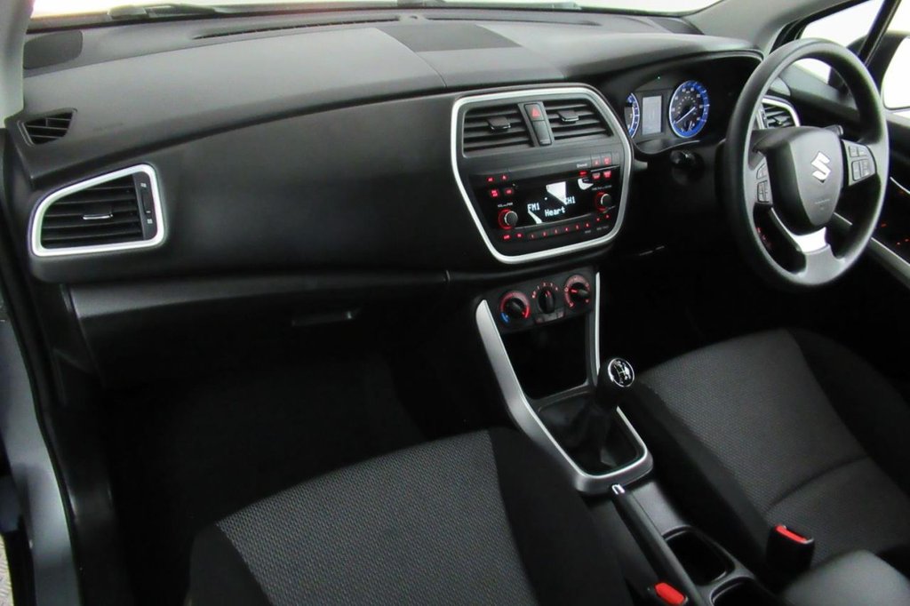 USED 2016 16 SUZUKI SX4 S-CROSS 1.6 SZ3 5d  