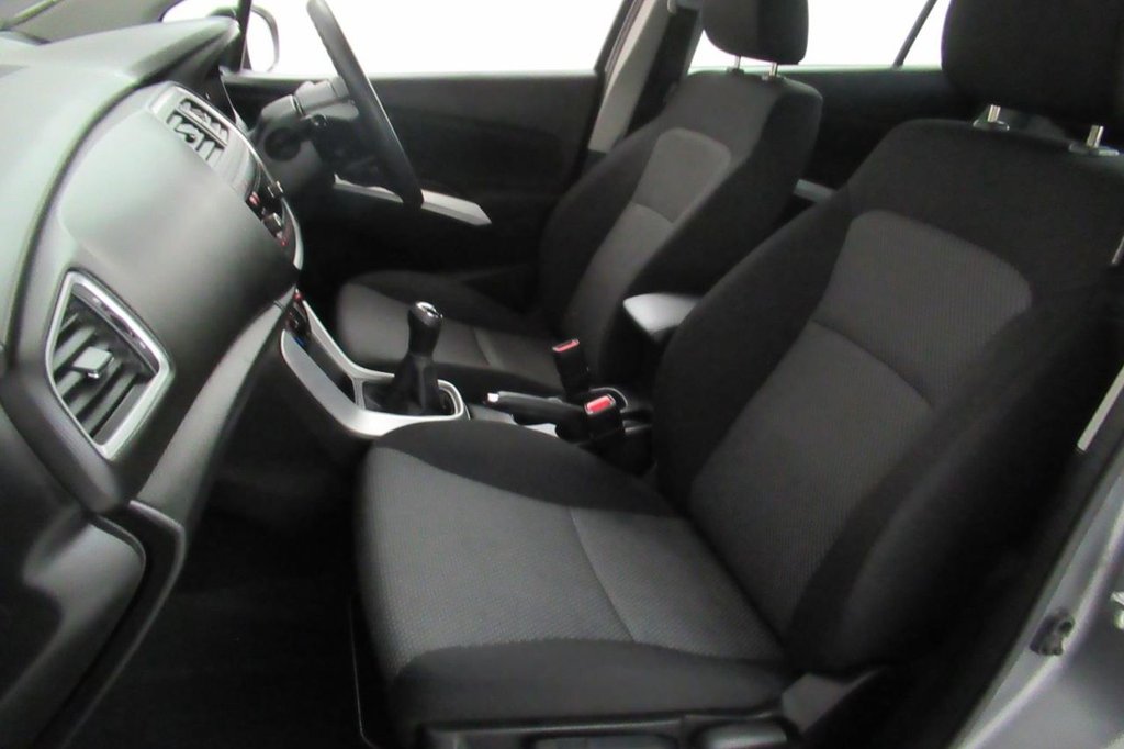 USED 2016 16 SUZUKI SX4 S-CROSS 1.6 SZ3 5d  
