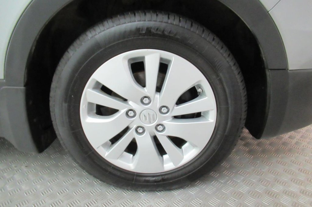 USED 2016 16 SUZUKI SX4 S-CROSS 1.6 SZ3 5d  