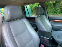 USED 2005 55 TOYOTA LAND CRUISER 3.0 LC4 8-SEATS D-4D 5d 164 BHP TOYOTA LANDCRUISER 3.0 D4D TURBO DIESEL - AUTOMATIC - SUV - 4X4 - 8 SEATER - FULL GREY LEATHER - TOW PACK - LOTS OF HISTORY - LONG MOT - CRUISE - CLIMATE - SATELLITE NAVIGATION