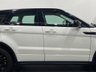 USED 2016 16 LAND ROVER RANGE ROVER EVOQUE 2.0 TD4 HSE DYNAMIC 5d 177 BHP Striking Fuji white, black pack, full black / red leather,  navigation media