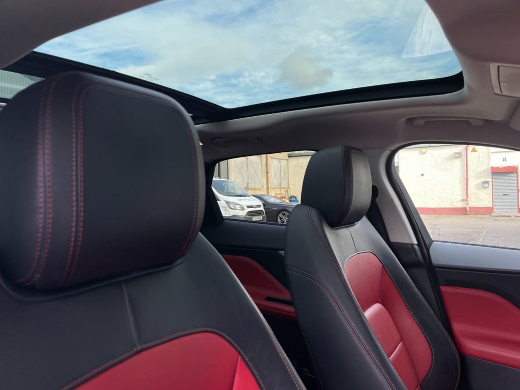 USED 2016 16 JAGUAR F-PACE 2.0 R-SPORT AWD 5d 178 BHP 