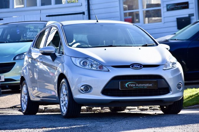 2012 62 Ford Fiesta 1.2 ZETEC 5d 81 BHP