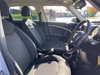 USED 2011 J MINI COUNTRYMAN 1.6 COOPER D 5d 112 BHP 