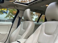 USED 2012 62 VOLVO V60 2.4 D5 SE LUX NAV 5d 212 BHP 