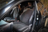 USED 2021 21 TOYOTA YARIS 1.6 GR-Y CIRCUIT 3d 257 BHP STUNNING IN PRECIOUS BLACK WITH ARUM GOLD WHEELS, CAMERA, CARPLAY/ANDROID - WARRANTY UNTIL 2024!