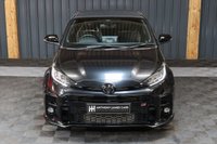 USED 2021 21 TOYOTA YARIS 1.6 GR-Y CIRCUIT 3d 257 BHP STUNNING IN PRECIOUS BLACK WITH ARUM GOLD WHEELS, CAMERA, CARPLAY/ANDROID - WARRANTY UNTIL 2024!