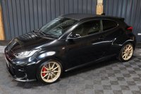 USED 2021 21 TOYOTA YARIS 1.6 GR-Y CIRCUIT 3d 257 BHP STUNNING IN PRECIOUS BLACK WITH ARUM GOLD WHEELS, CAMERA, CARPLAY/ANDROID - WARRANTY UNTIL 2024!