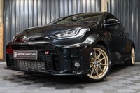 USED 2021 21 TOYOTA YARIS 1.6 GR-Y CIRCUIT 3d 257 BHP STUNNING IN PRECIOUS BLACK WITH ARUM GOLD WHEELS, CAMERA, CARPLAY/ANDROID - WARRANTY UNTIL 2024!