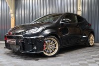 USED 2021 21 TOYOTA YARIS 1.6 GR-Y CIRCUIT 3d 257 BHP STUNNING IN PRECIOUS BLACK WITH ARUM GOLD WHEELS, CAMERA, CARPLAY/ANDROID - WARRANTY UNTIL 2024!