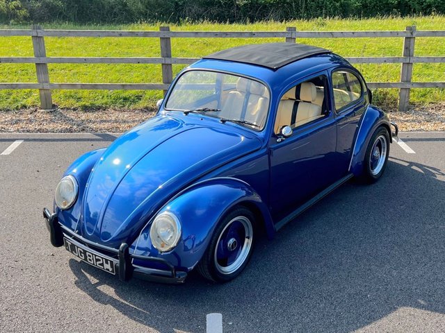 1970 Volkswagen Beetle Cal-Look // 1800cc // Oval Split Rear Window // Px swap