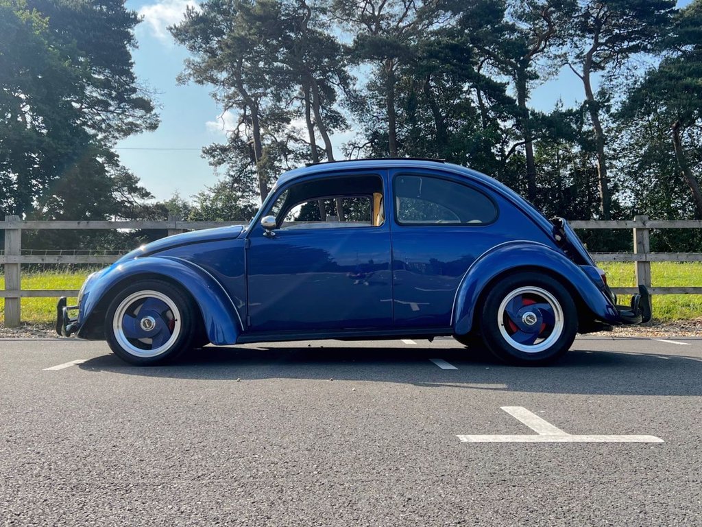 USED 1970 VOLKSWAGEN BEETLE Cal-Look // 1800cc // Oval Split Rear Window // Px swap 