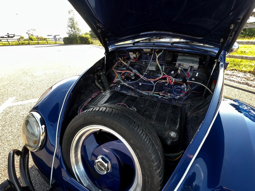 USED 1970 VOLKSWAGEN BEETLE Cal-Look // 1800cc // Oval Split Rear Window // Px swap 