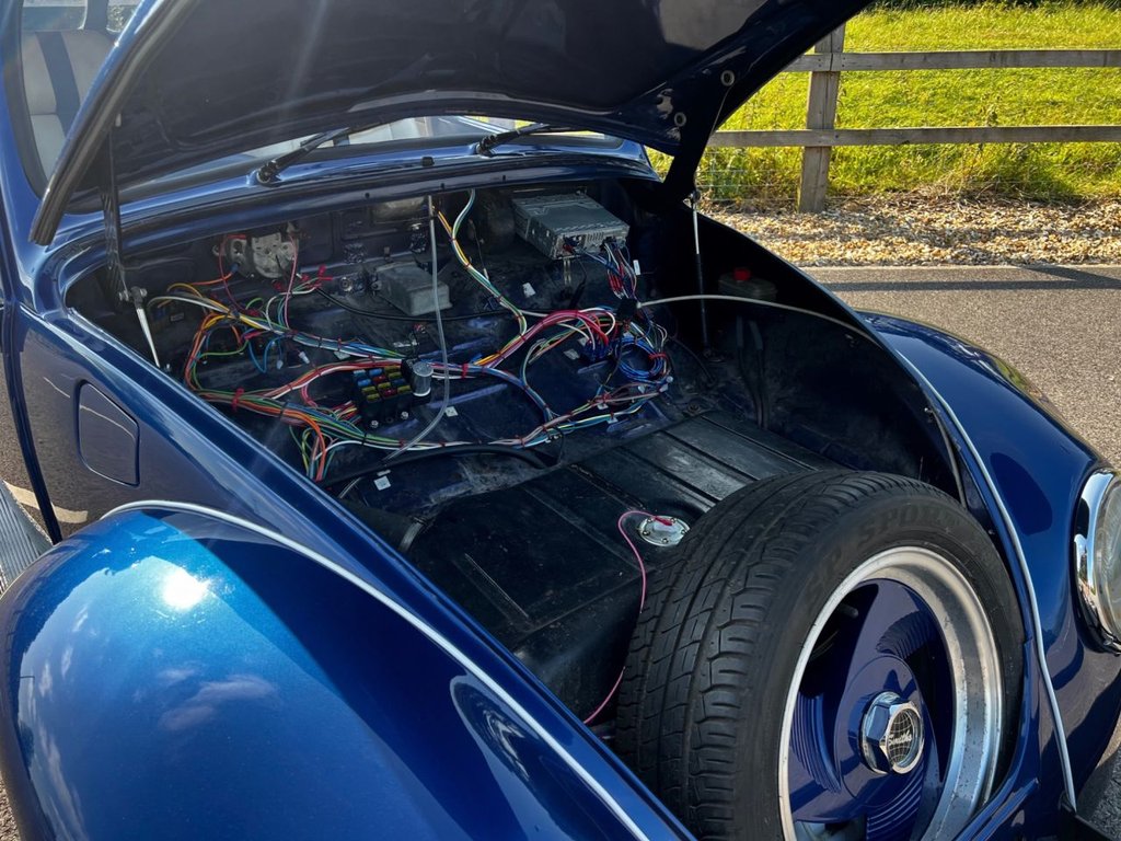 USED 1970 VOLKSWAGEN BEETLE Cal-Look // 1800cc // Oval Split Rear Window // Px swap 