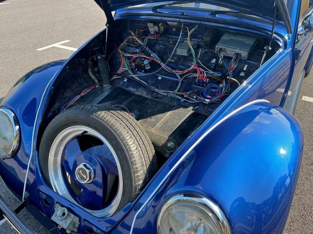 USED 1970 VOLKSWAGEN BEETLE Cal-Look // 1800cc // Oval Split Rear Window // Px swap 