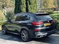 USED 2020 70 BMW X5 3.0 XDRIVE 30D M SPORT MHEV 5d 282 BHP SKY LOUNGE/PRO PK FABULOUS SPEC/TECH PACK/21IN ALLOYS