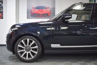 USED 2017 17 LAND ROVER RANGE ROVER 3.0 TDV6 VOGUE 5d 255 BHP PAN ROOF / LOW MILES / 21 INCH